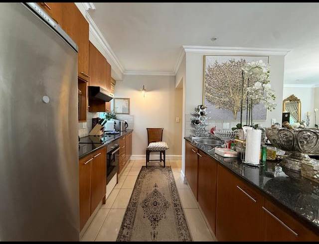 2 BEDROOM PROPERTY TO RENT IN HYDE PARK